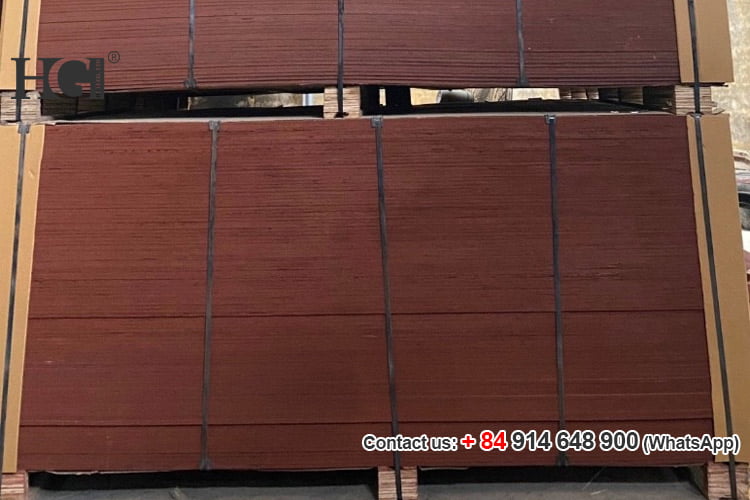 ván ép phủ phim cạnh đỏ