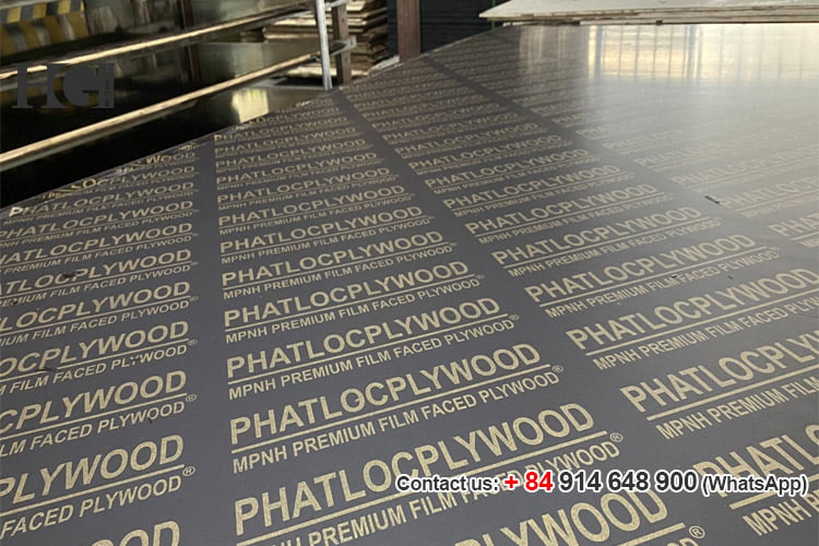 ván ép phủ phim phát lộc